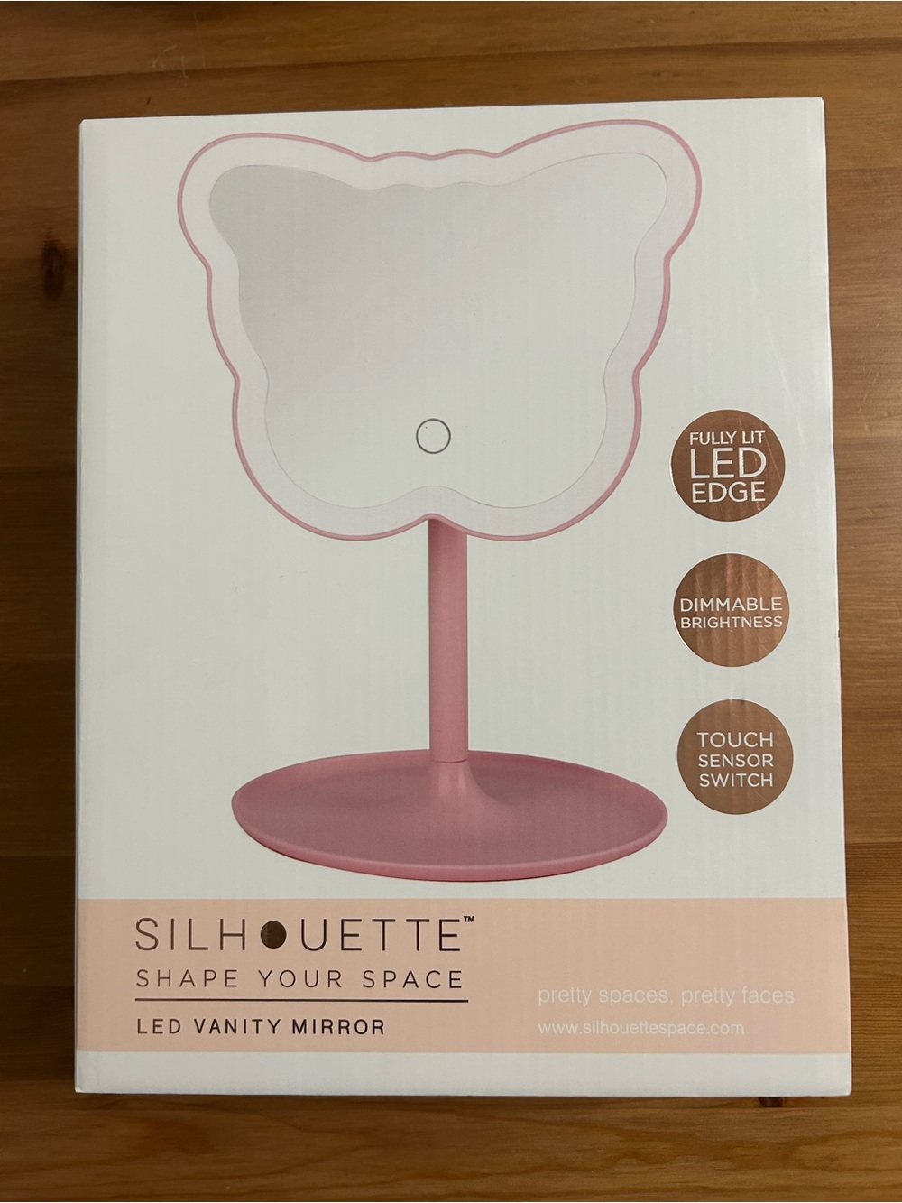 Vanity mirror butterfly shape led